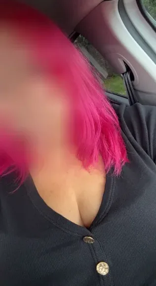 Anja, 37