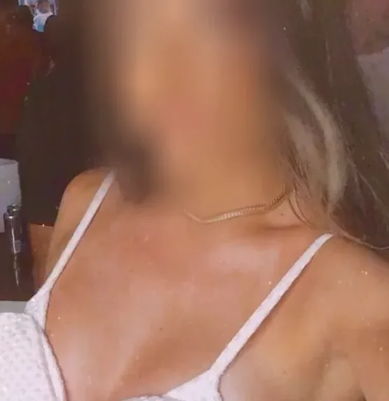 Antonia, 39