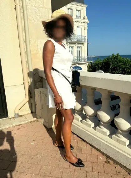 Claudia, 36