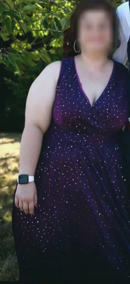 Claudia, 29