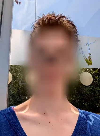 Dilara, 22