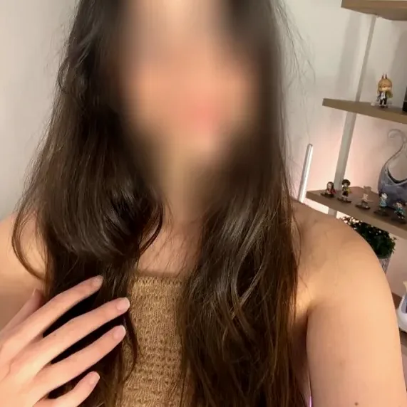 Elena, 31