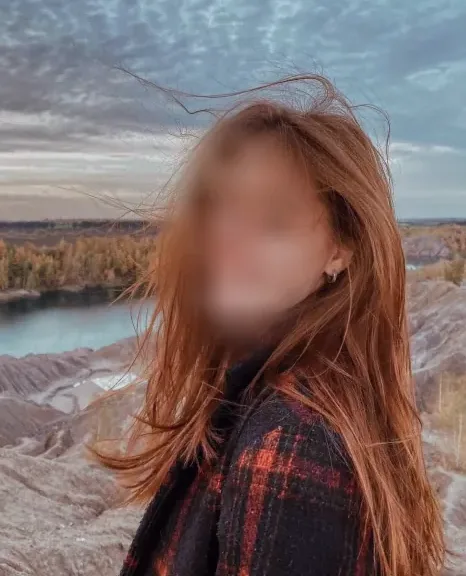 Greta, 23