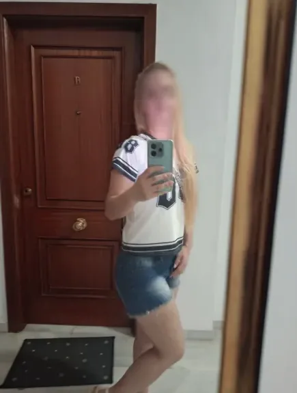 Kim, 38