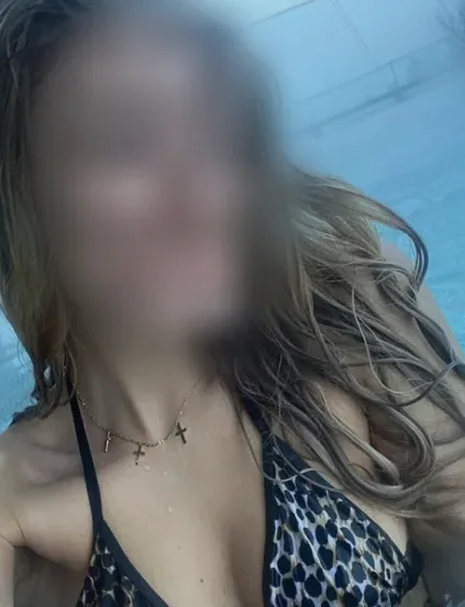 Lea, 28