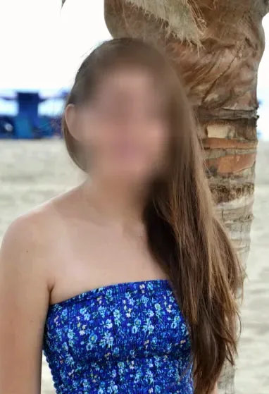 Leonie, 28