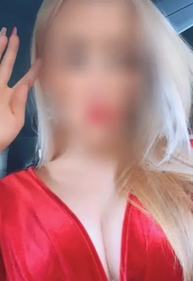 Lucia, 36