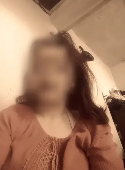 Melanie, 39
