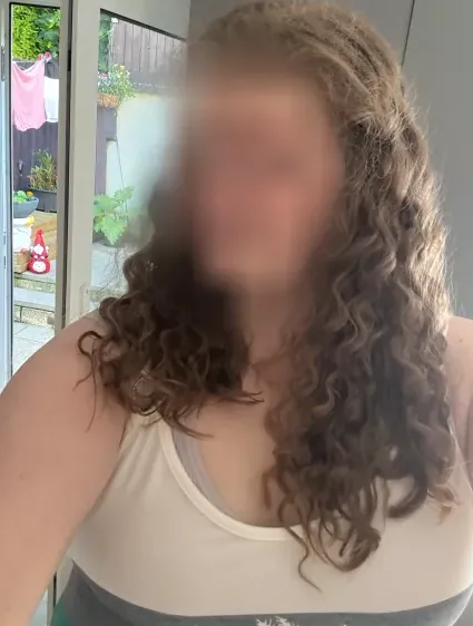 Mira, 29