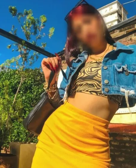 Miriam, 21