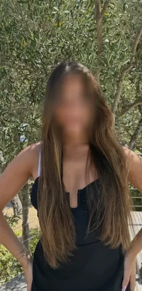 Rebecca, 35