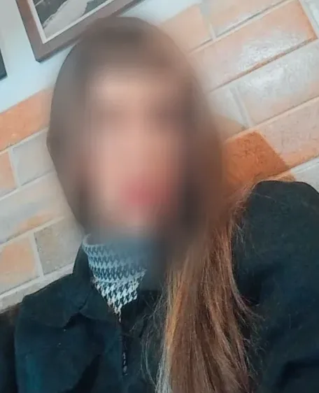 Rebecca, 25