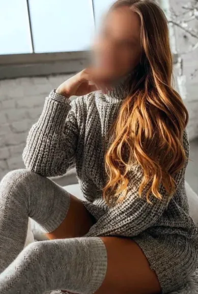 Romy, 36