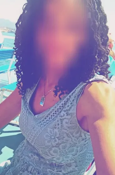 Sophie, 34